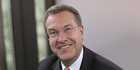 Dr. Rudolf Apenbrink