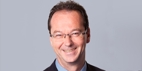 Dr. Frank Schröder